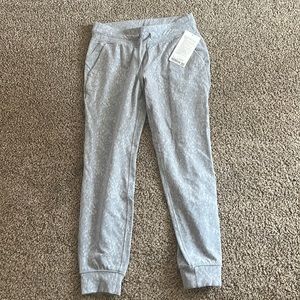 Lululemon ready to rulu joggers